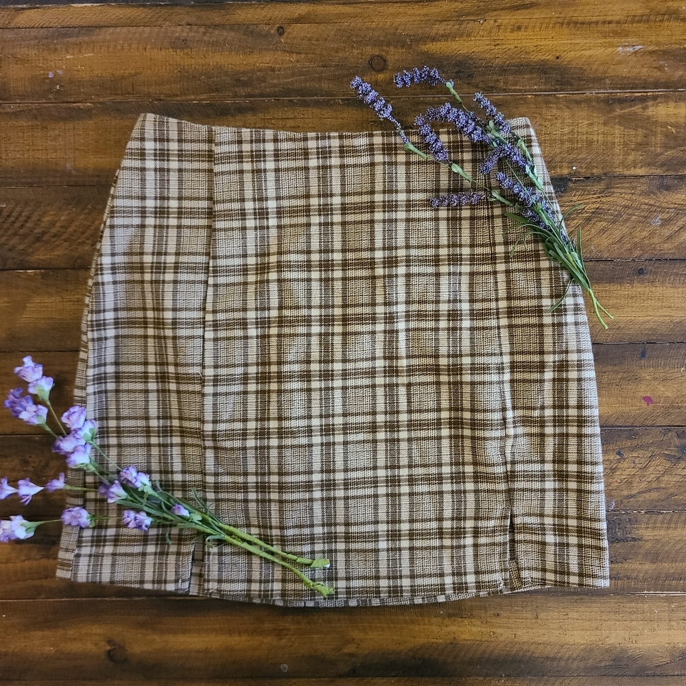 Nude/Beige Skirt